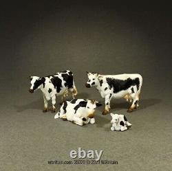 W Britain 35020 Village Green, Black Randall Lineback Cows (made in resin)
