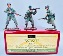 W. Britain 54mm WW2 Breakout-Normandy 44 Fallschirmjaeger Cover Fire Set 17637