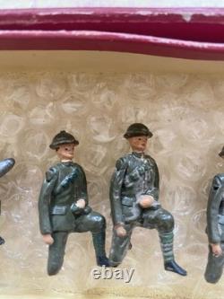 W. Britain Lead Soldiers Royal Regiment of Artillery Set with Box 1930s