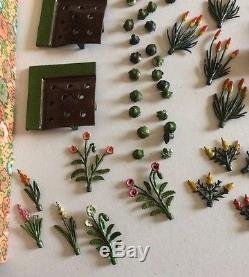 W Britain No 8 MG Miniature Gardening Set 1931 Boxed Rare