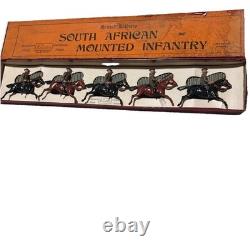 W. Britain SOUTH AFRICAN MOUNTED INFANTRY Made in England No. 38