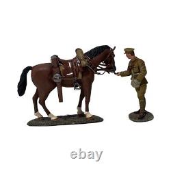 W Britain World War 1 23063 British Lancer Feeding Horse 130 Scale WW1
