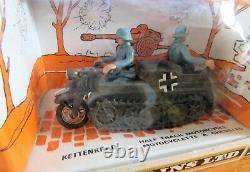 W Britain's Deetail Toy Soldier German KettenkRad Half Track Motorcycle 9780