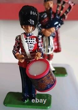 W. Britains 00214 Scots Guards Band Of The Pipes And Drums 1899 Set Boxed + Coa