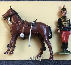 W Britains 182 11th HUSSARS (DISMOUNTED) Pre-War, Whisstock Box