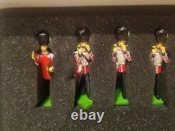 W Britains 41175 Grenadier Guards Drum And Fife Band Metal Toy Soldier Figure