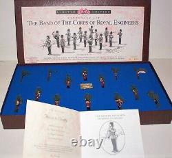 W Britains Metal Toy Soldiers Band of The Corps of Royal Engineers 00260