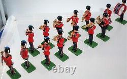 W Britains Metal Toy Soldiers Band of The Corps of Royal Engineers 00260