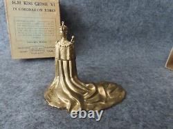 W. Britains No1472 HM King George VI in Coronation Robes Gilt Finish Lead Figure