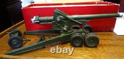 W. Britains Set 2064 a 155mm Gun with matt green finish in Original Box