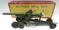 W. Britains Set 2064 a 155mm Gun with matt green finish in Original Box
