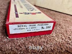 W Britains Soldiers Royal Irish Fusiliers Attention Set #2090 Pre-Owned