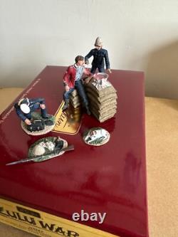 W Britains Zulu War, 20042 British Surgeon Reynolds Operating on Corporal Allen