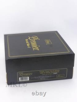 William Britains 41025 French 75mm Gun & Caisson with US Marine Detachment