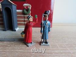 William Britains 50003C Under the Mistletoe Winter Set, 54mm Toy Soldiers