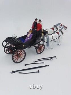 William Britains Queen Victoria in The Royal Barouche with Attendants 00293 NEW